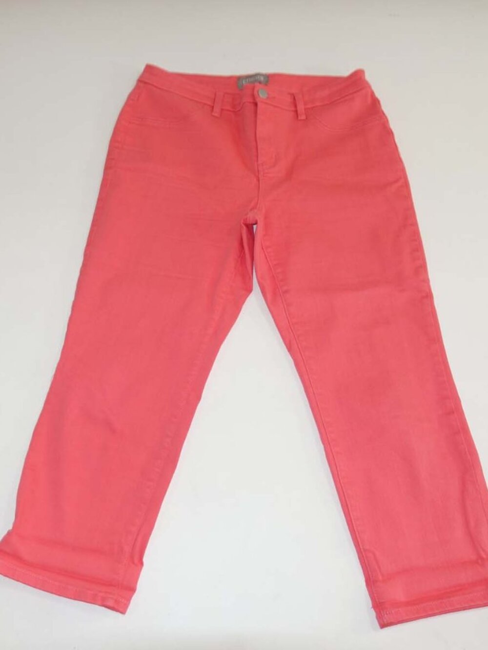 Chico's Women's Capri Jeans Size 0 / 4 Pink Mid Rise 22.5" Inseam Denim Pants